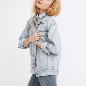 Madewell The Oversized Trucker Jean Jacket in Fitzgerald Wash